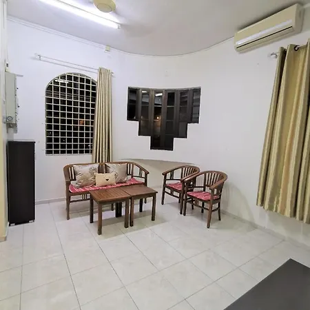 Warni Villa 8 Whole Or Room Muar Exterior photo